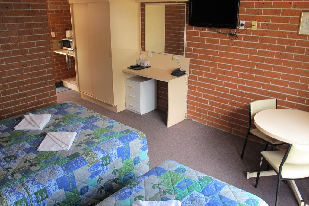 Greenslopes Motor Inn Бризбейн Стая снимка