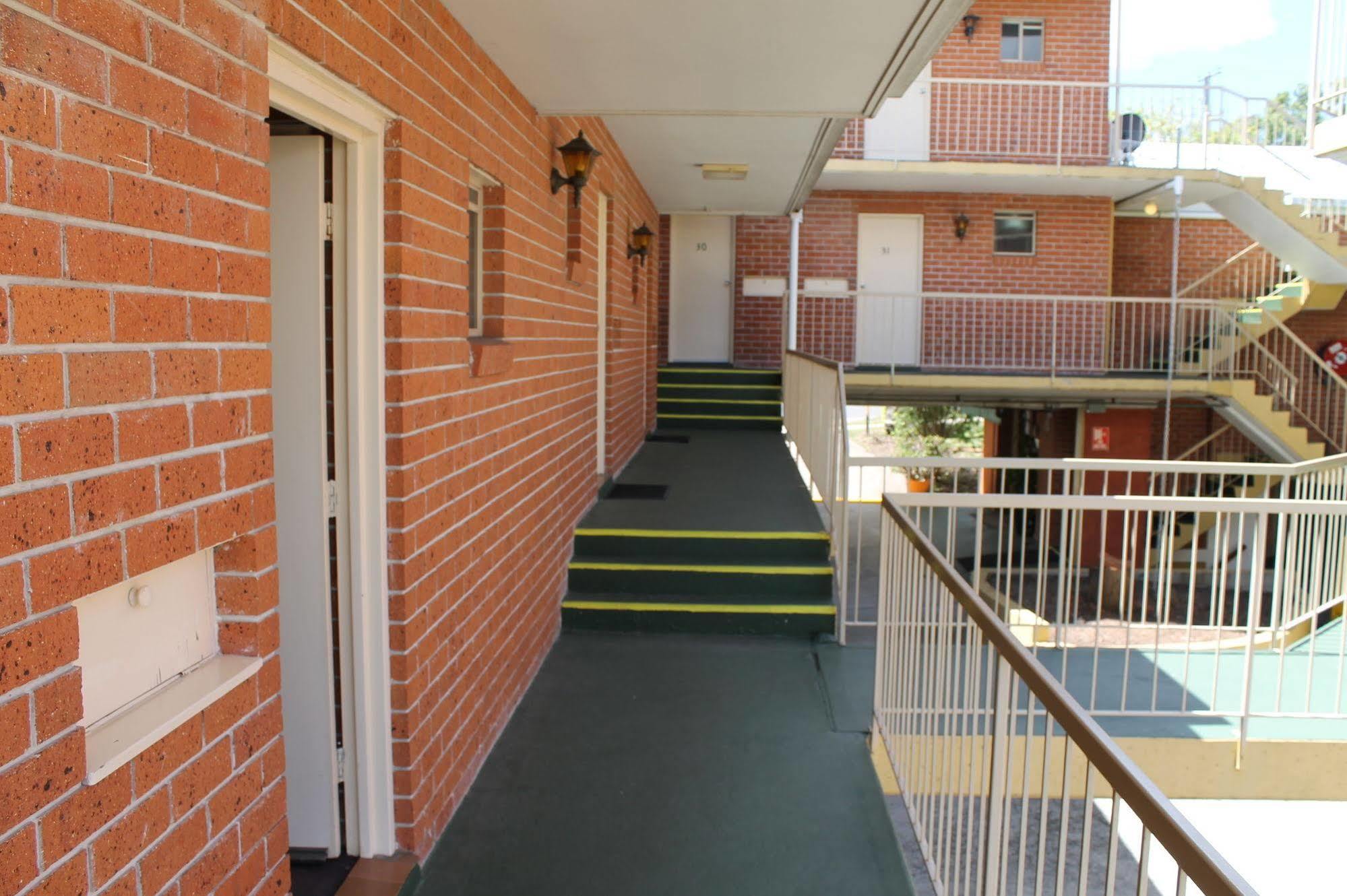 Greenslopes Motor Inn Бризбейн Екстериор снимка