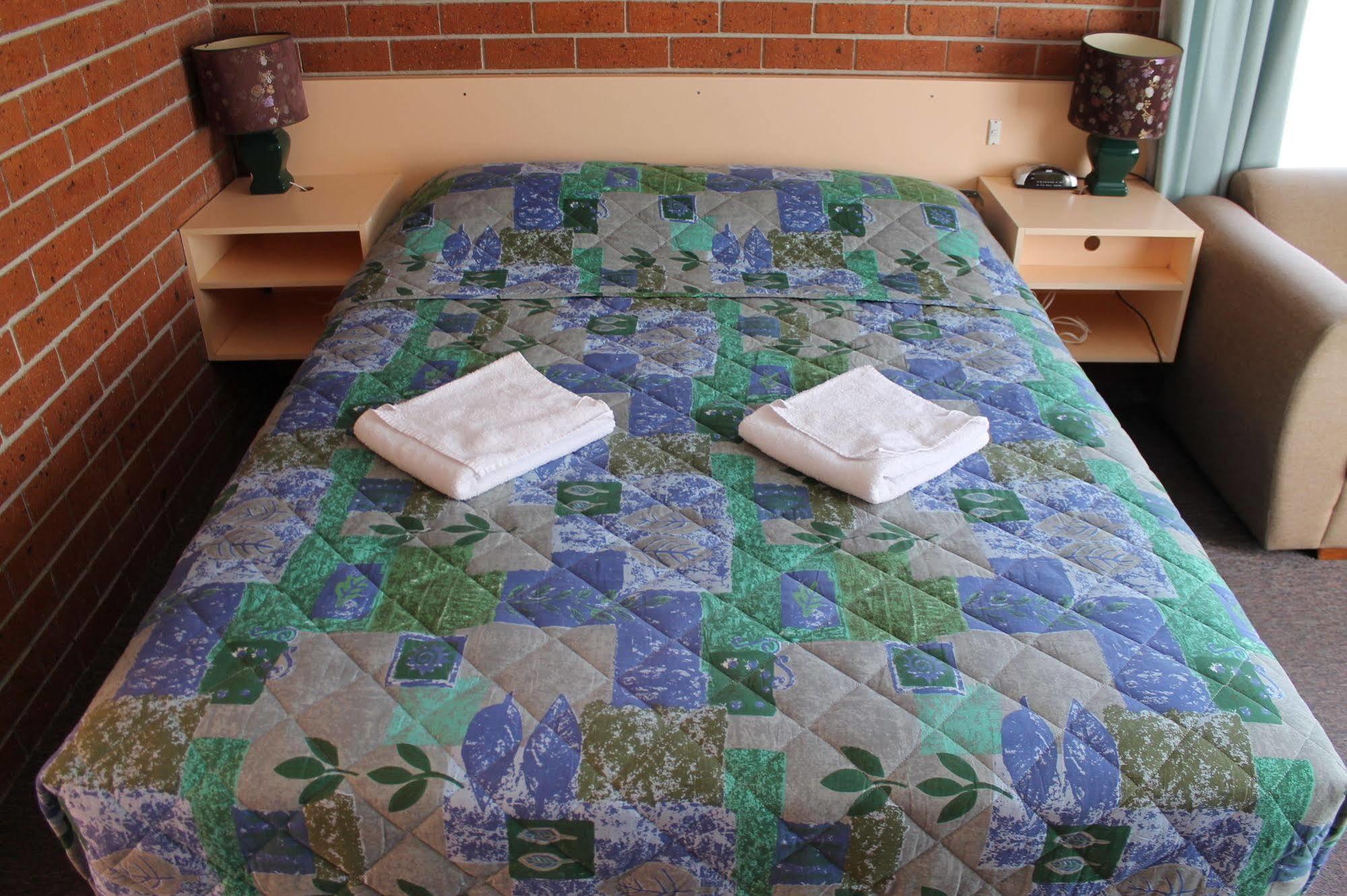 Greenslopes Motor Inn Бризбейн Екстериор снимка